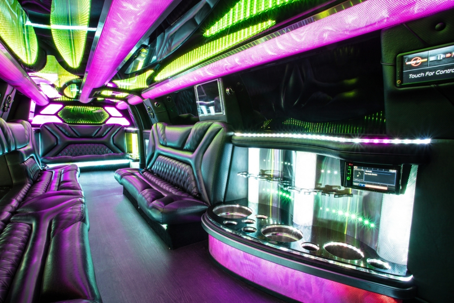 Cadillac-Escalade-Limousine