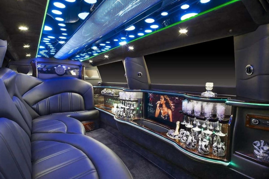 Lincoln-MKT-Limousine