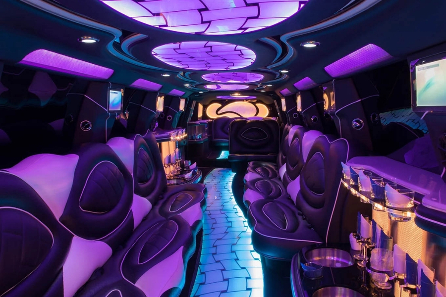 Cadillac Escalade Delux Limo