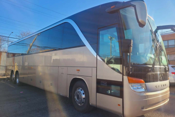 Coach-Bus-Long-Island